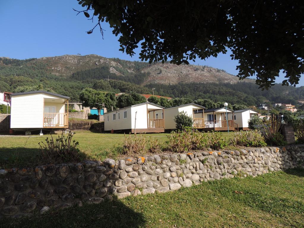 Camping 1ª O Muino - Bungalow Park Oia Bagian luar foto